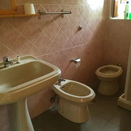 Διαμέρισμα Con Stanza Singola E Giardino Agnone Cilento